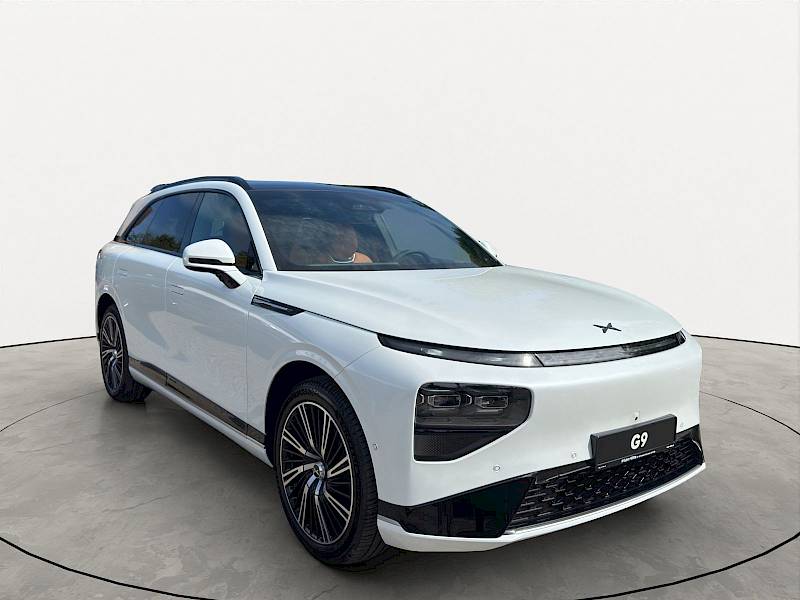 XPENG G9  AWD Performance Premiumpaket & elektr. AHK