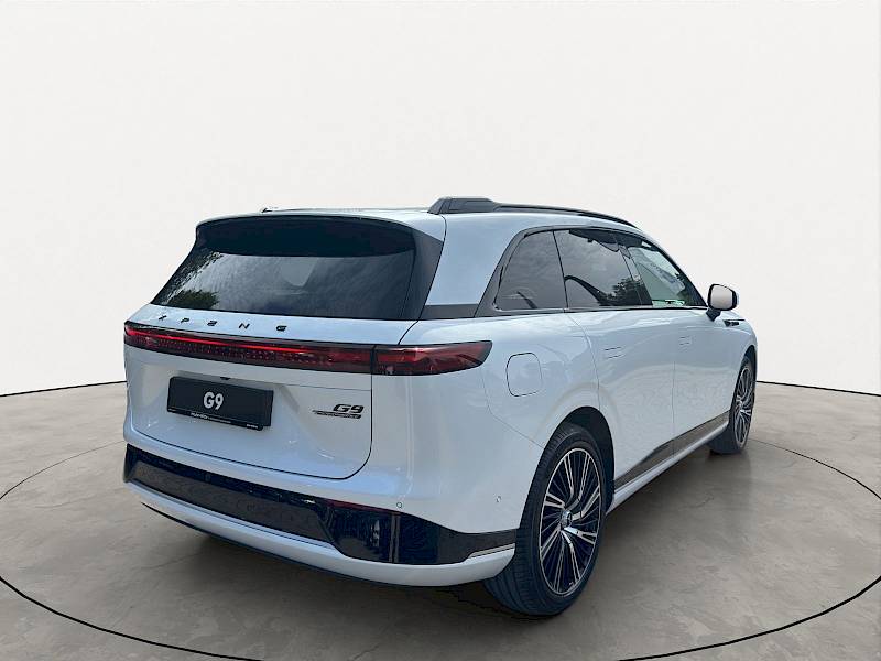 XPENG G9  AWD Performance Premiumpaket & elektr. AHK