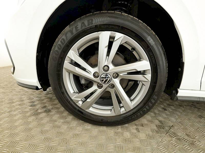 VW Polo  1.0 TSI R-Line *Matrix*RFK*SHZ*AppleCar*