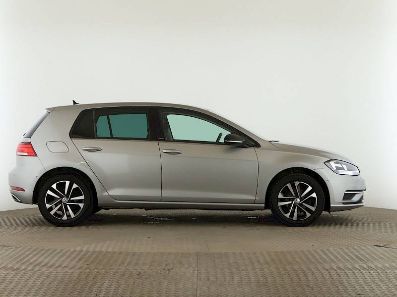 VW Golf  VII 1.0 TSI Comfortline *LED*PDC*Navi*