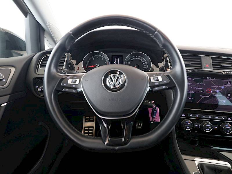 VW Golf  VII 1.0 TSI Comfortline *LED*PDC*Navi*