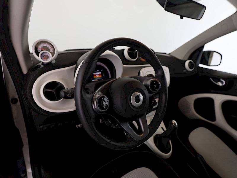 SMART ForTwo  1.0 *Pano*SHZ*Klima*Audio*