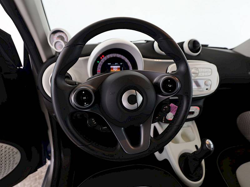 SMART ForTwo  1.0 *Pano*SHZ*Klima*Audio*
