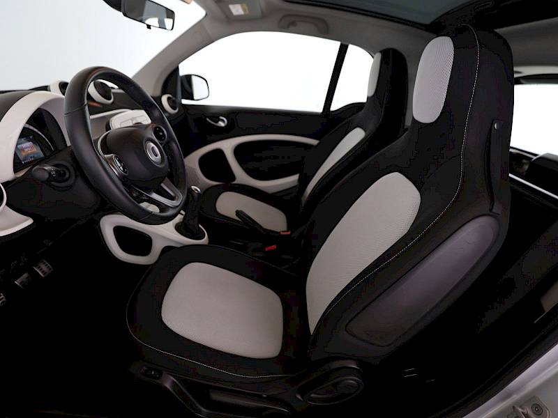 SMART ForTwo  1.0 *Pano*SHZ*Klima*Audio*